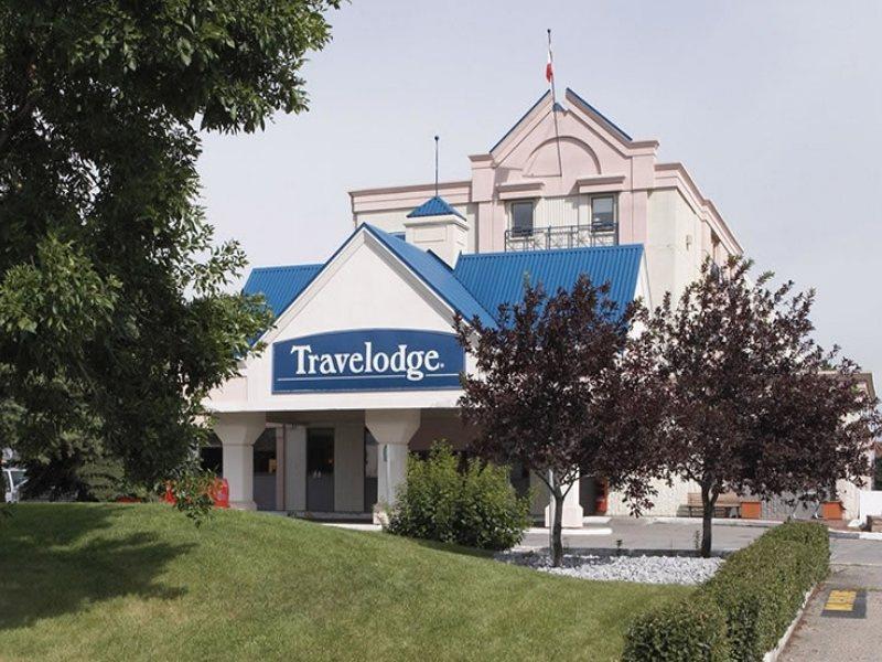 Travelodge Calgary Macleod Trail Екстериор снимка